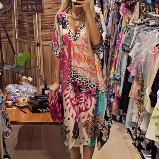 🎉2025 Nya Produkter Hot Sale✨Djup V-nacke kortärmad klänning med tryck för kvinnor