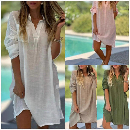 Avslappnad, lång skjortklänning med V-ringning och kavajslag för kvinnor