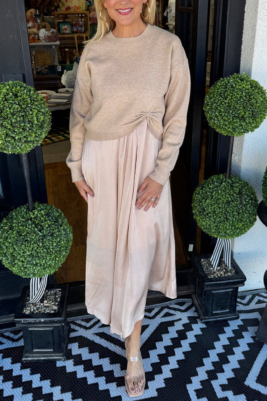 Julie höststickad klänningsset – elegant outfit