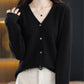Elegant ullkofta med V-ringning för kvinnor