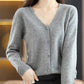 Elegant ullkofta med V-ringning för kvinnor