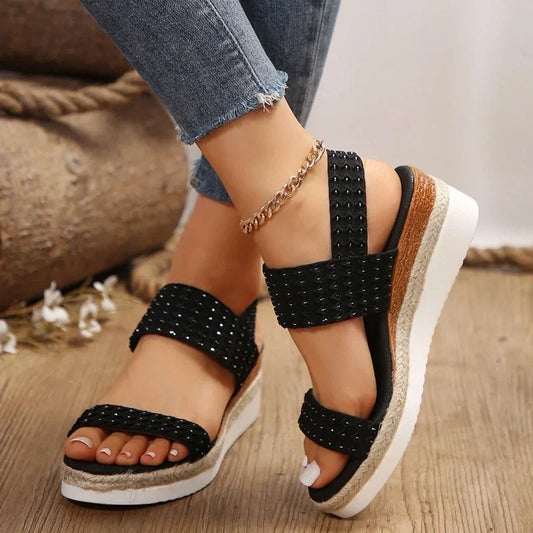 Sandaler med kilklack och plattform för kvinnor