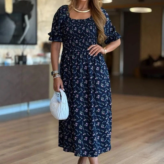 💜 KAMPANJ Sista dagen - 50% rabatt 💜 Sommarklänning med fyrkantig hals och blommig bustier