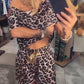 Set med off-shoulder-top och shorts med leopardmönster