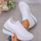 Slip-On Wedge Sneakers i mesh med strass för kvinnor