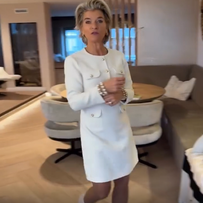 Långärmad klänning med rund halsringning för damer