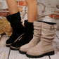 Slouchy mid-calf boots i mocka för damer med spänne