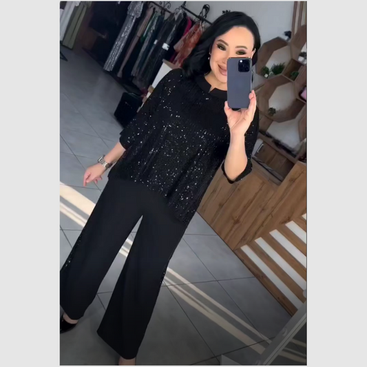 Bekvämt och elegant tvådelat set med paljetter