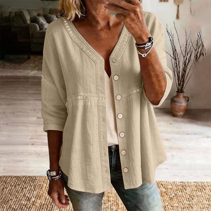 👚Damblus med V-ringning, spetskant och knappar – En elegant vardagsblus✨