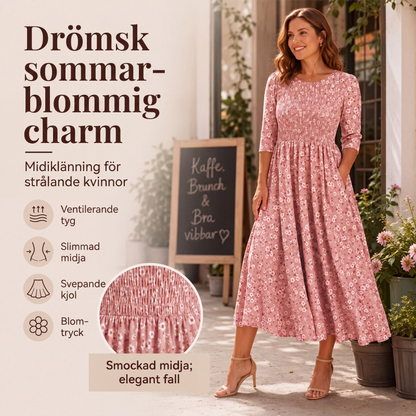 Damklänning med rynkningar och blommönster
