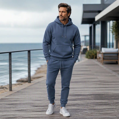 Tvådelat tracksuitset för herrar med huvtröja och mjukisbyxor