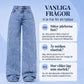 Herrbyxor i denim med pärlstickning och vidbenad design